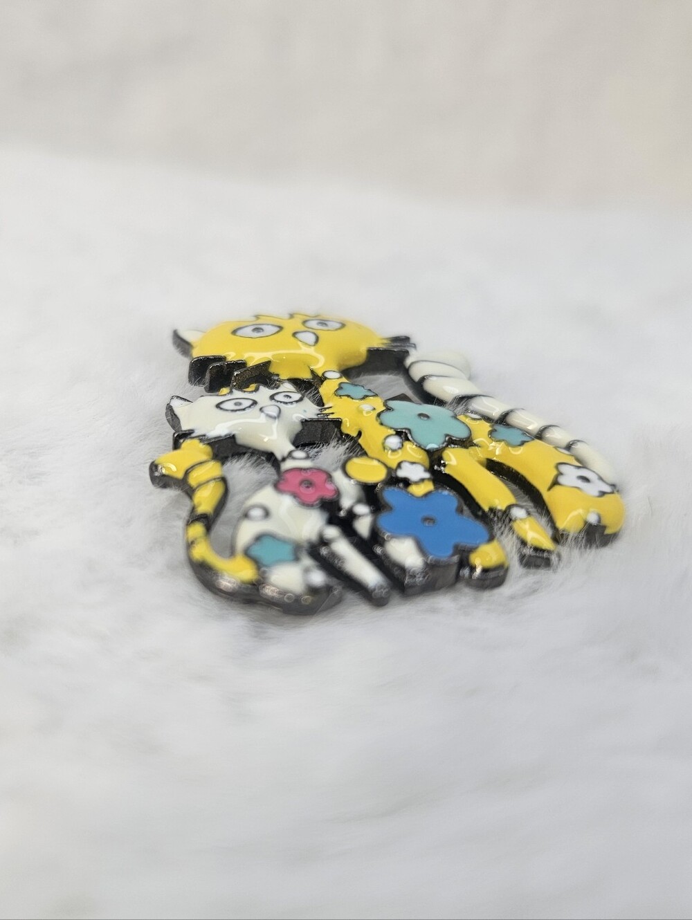 Multi Color Cat Brooch Pin - Picture 2 of 5